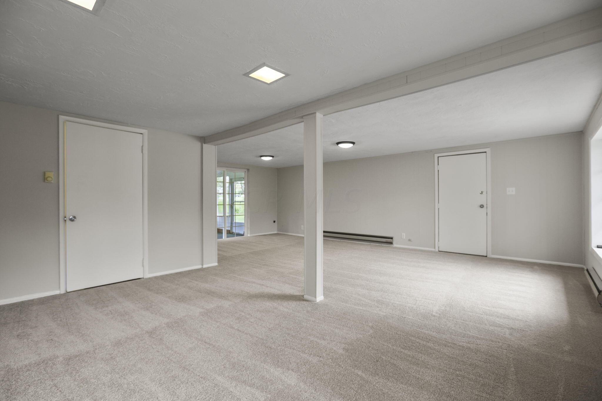 3810 Brook Road Northwest Lancaster, OH 43130 - Photo 31 of 54 Large Great Room, 1 floor down