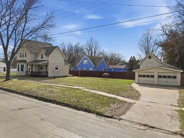 $264,999 | 921 11th Street East, Menomonie, WI 54751