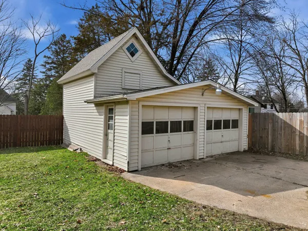 $264,999 | 921 11th Street East, Menomonie, WI 54751