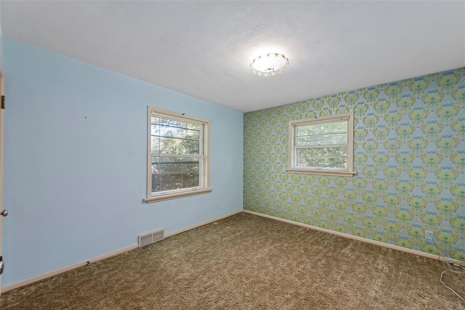 2404 Fair Acres Road St. Louis, MO 63136 - Photo 14 of 39 Gallery Image 14