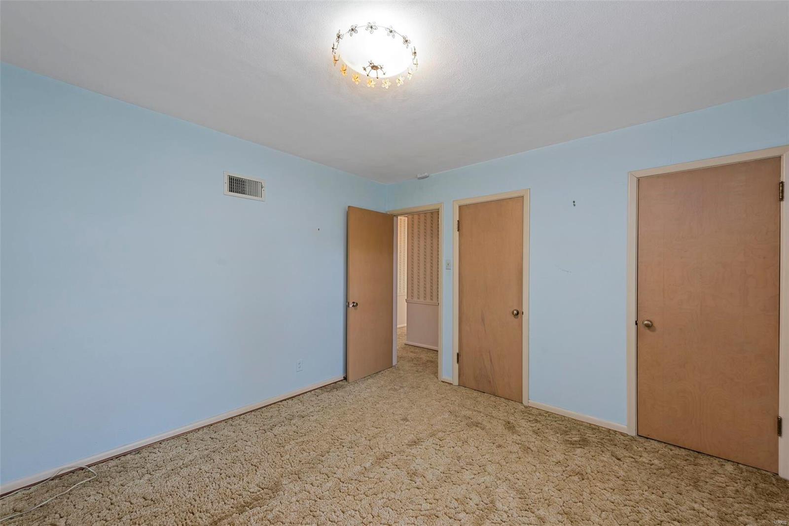 2404 Fair Acres Road St. Louis, MO 63136 - Photo 15 of 39 Gallery Image 15