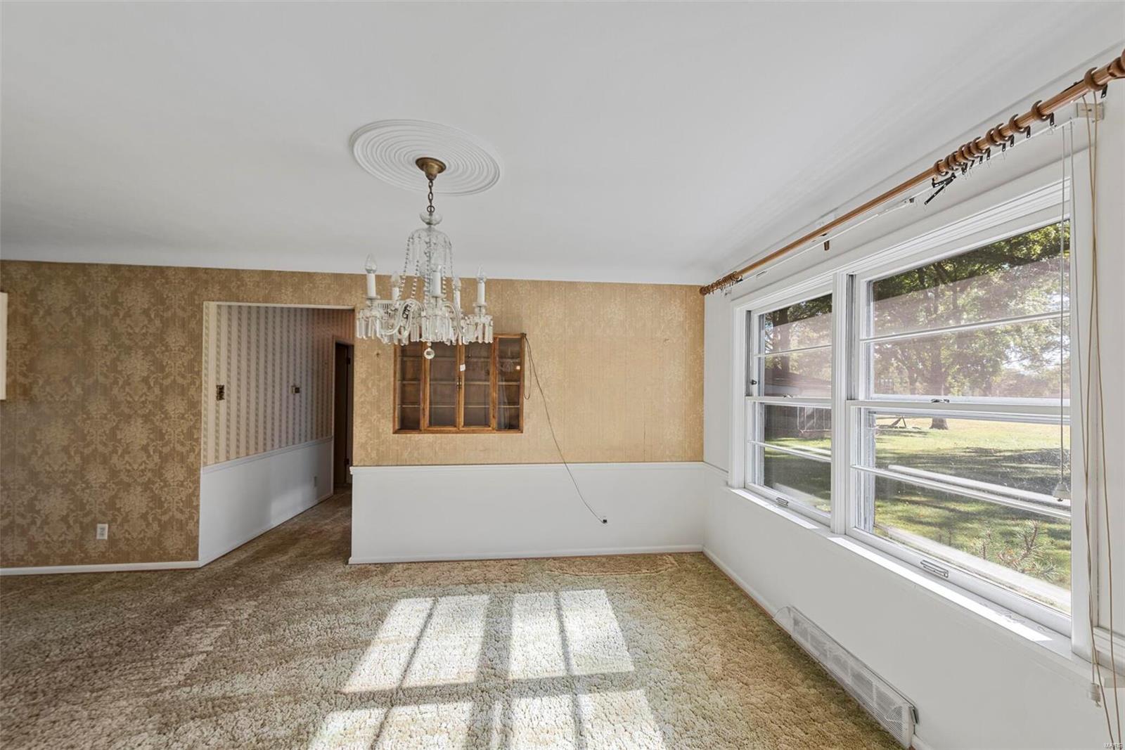 2404 Fair Acres Road St. Louis, MO 63136 - Photo 7 of 39 Gallery Image 7