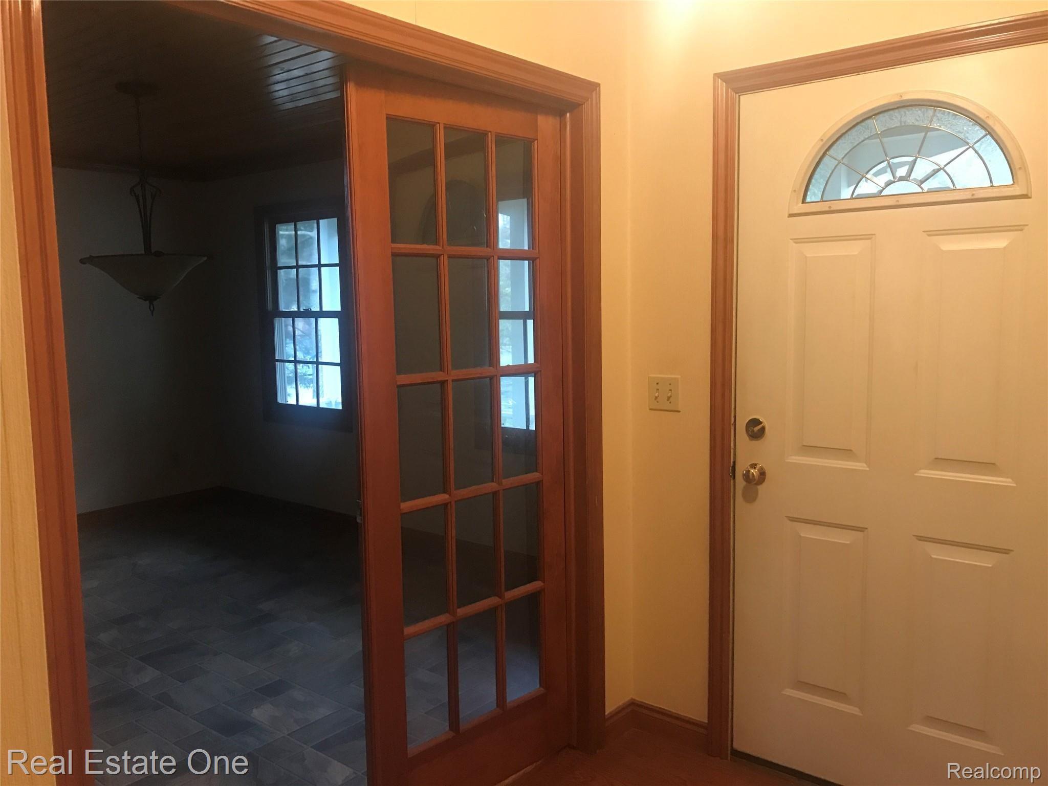 1668 Peppermill Road Lapeer, MI 48446 - Photo 22 of 55 IMG_2886.JPG