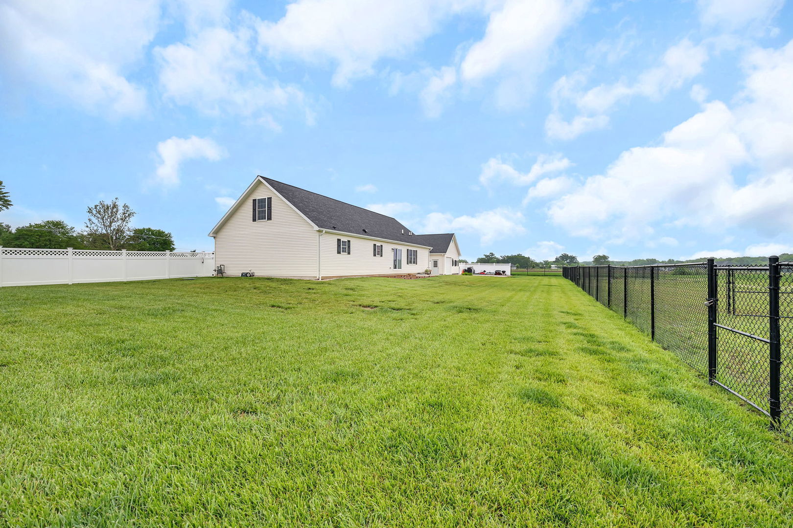 4183 Pine Bluff Road Morris, IL 60450 - Photo 32 of 41