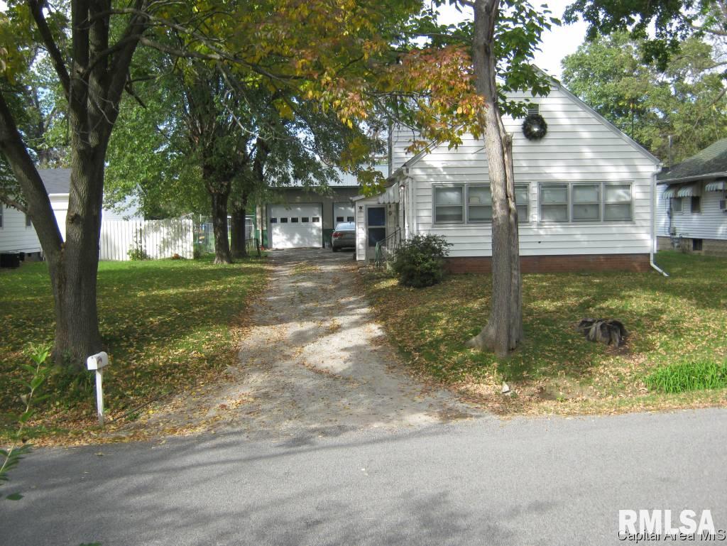 127 East Sangamon Avenue Springfield, IL 62702 - Photo 1 of 19 Gallery Image 1