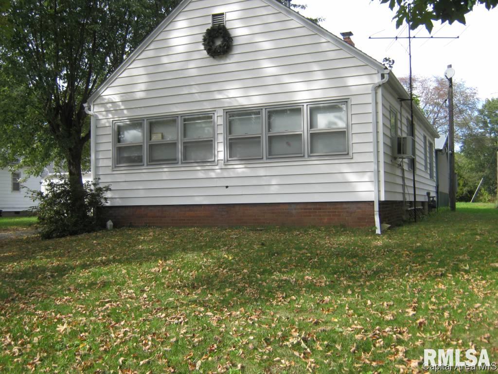 127 East Sangamon Avenue Springfield, IL 62702 - Photo 2 of 19 Gallery Image 2