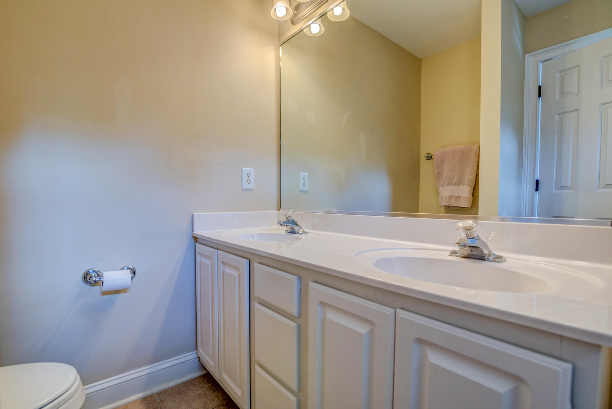 655 Fair Spring Drive Charleston, SC 29414 - Photo 23 of 24 Master Bathroom