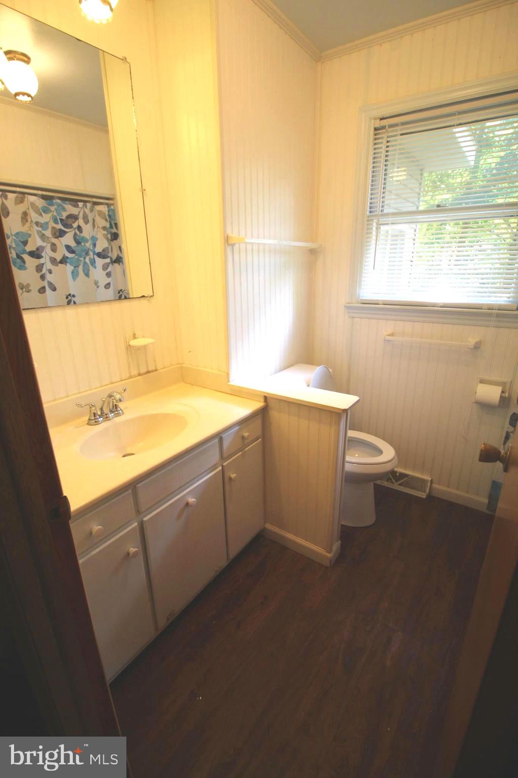 261 Highway 54 Buena, NJ 08310 - Photo 9 of 15 Bath
