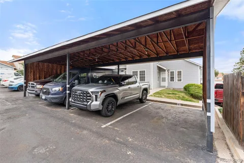 $380,000 | 3841 East 121st Avenue, Thornton, CO 80241