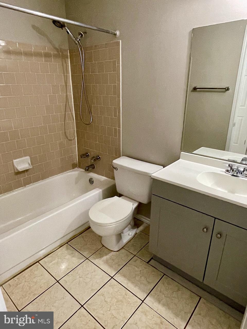 20979 Timber Ridge Terrace, Unit 203 Ashburn, VA 20147 - Photo 21 of 36 Gallery Image 21