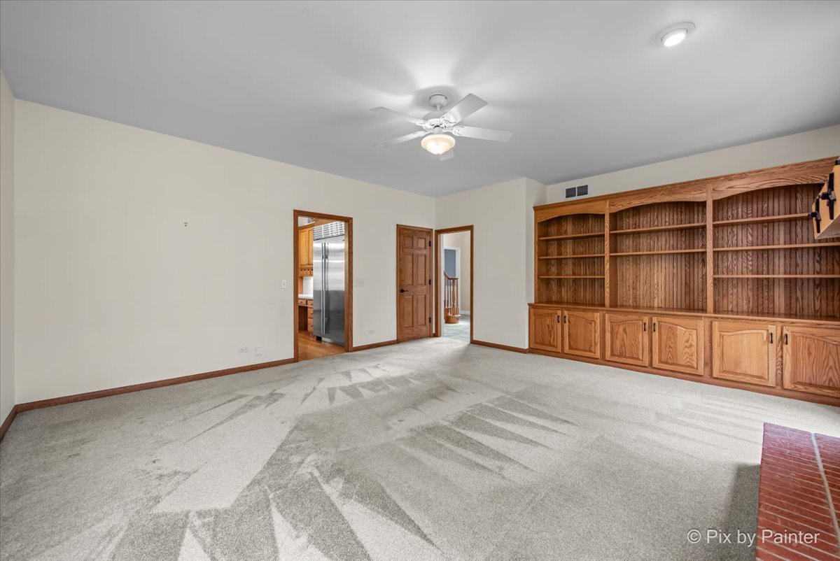 43-w212 Tall Pines Road Elgin, IL 60124 - Photo 23 of 64 Gallery Image 23