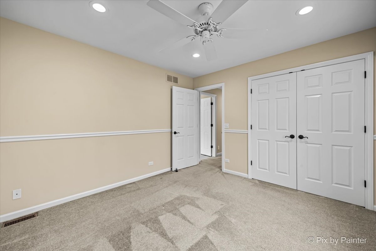 43-w212 Tall Pines Road Elgin, IL 60124 - Photo 39 of 64 Gallery Image 39