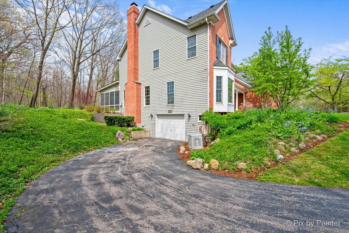 43-w212 Tall Pines Road Elgin, IL 60124 - Photo 5 of 64 Gallery Image 5