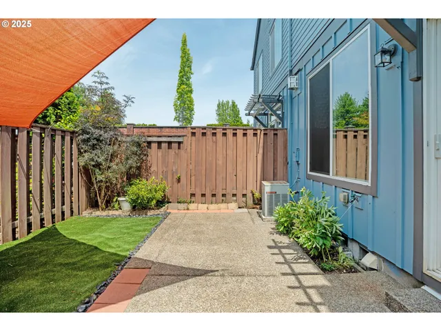 $365,000 | 913 Southeast Handel Place, Hillsboro, OR 97123