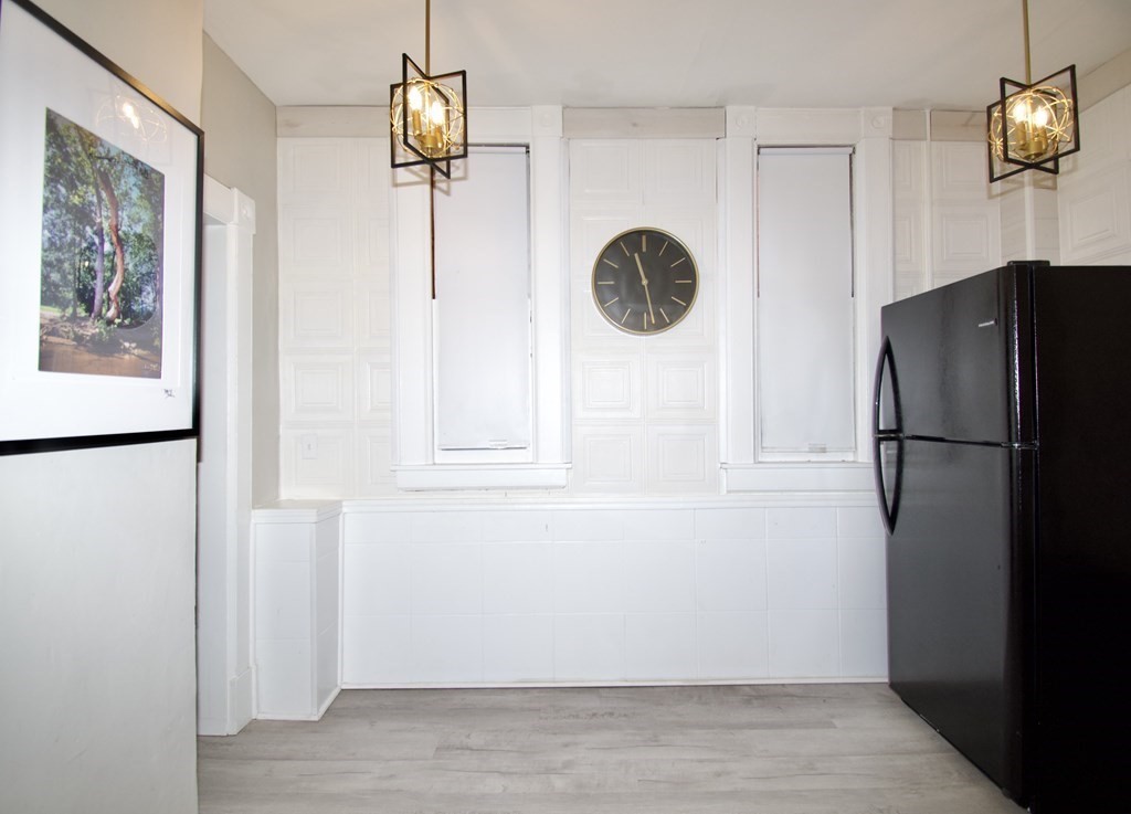 76 Maple Street Springfield, MA 01105 - Photo 13 of 32 Gallery Image 13