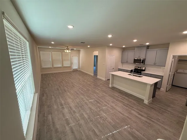 $2,300 | 801 Portina Drive, Anna, TX 75409