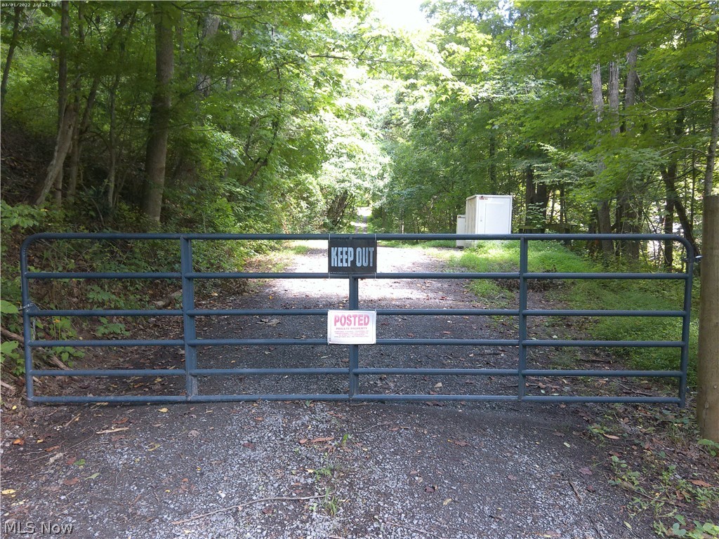 1511 Snowbird Road West Union, WV 26456 - Photo 19 of 26 Entrance to Driveway