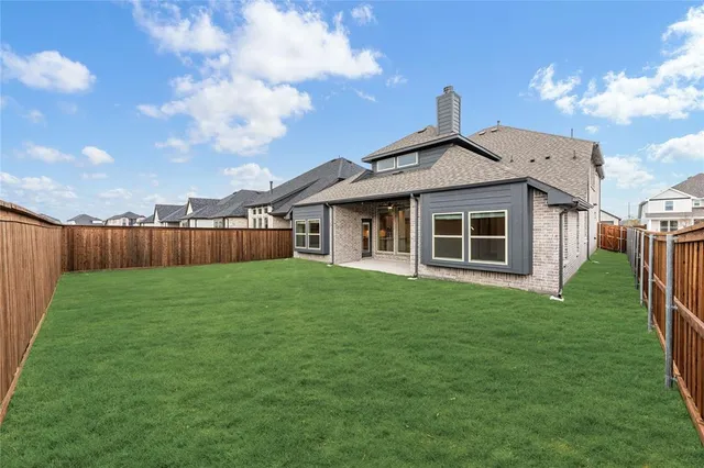 $483,900 | 3154 Duck Hts Avenue, Royse City, TX 75189