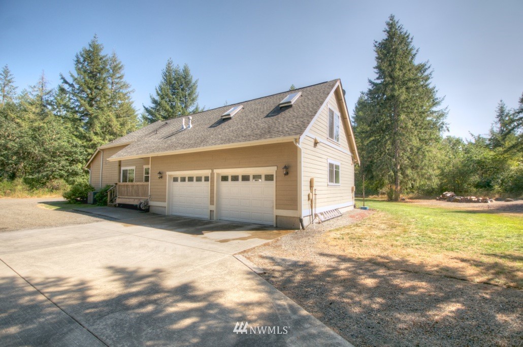 12445 Hubbard Road Southeast Rainier, WA 98576 - Photo 22 of 25 Gallery Image 22