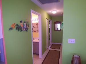 27303 Antigua Road Summerland Key, FL 33042 - Photo 9 of 9 Hallway