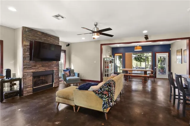 $475,000 | 115 Lake Catherine Drive, Luling, LA 70070