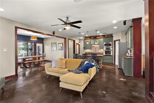 $475,000 | 115 Lake Catherine Drive, Luling, LA 70070