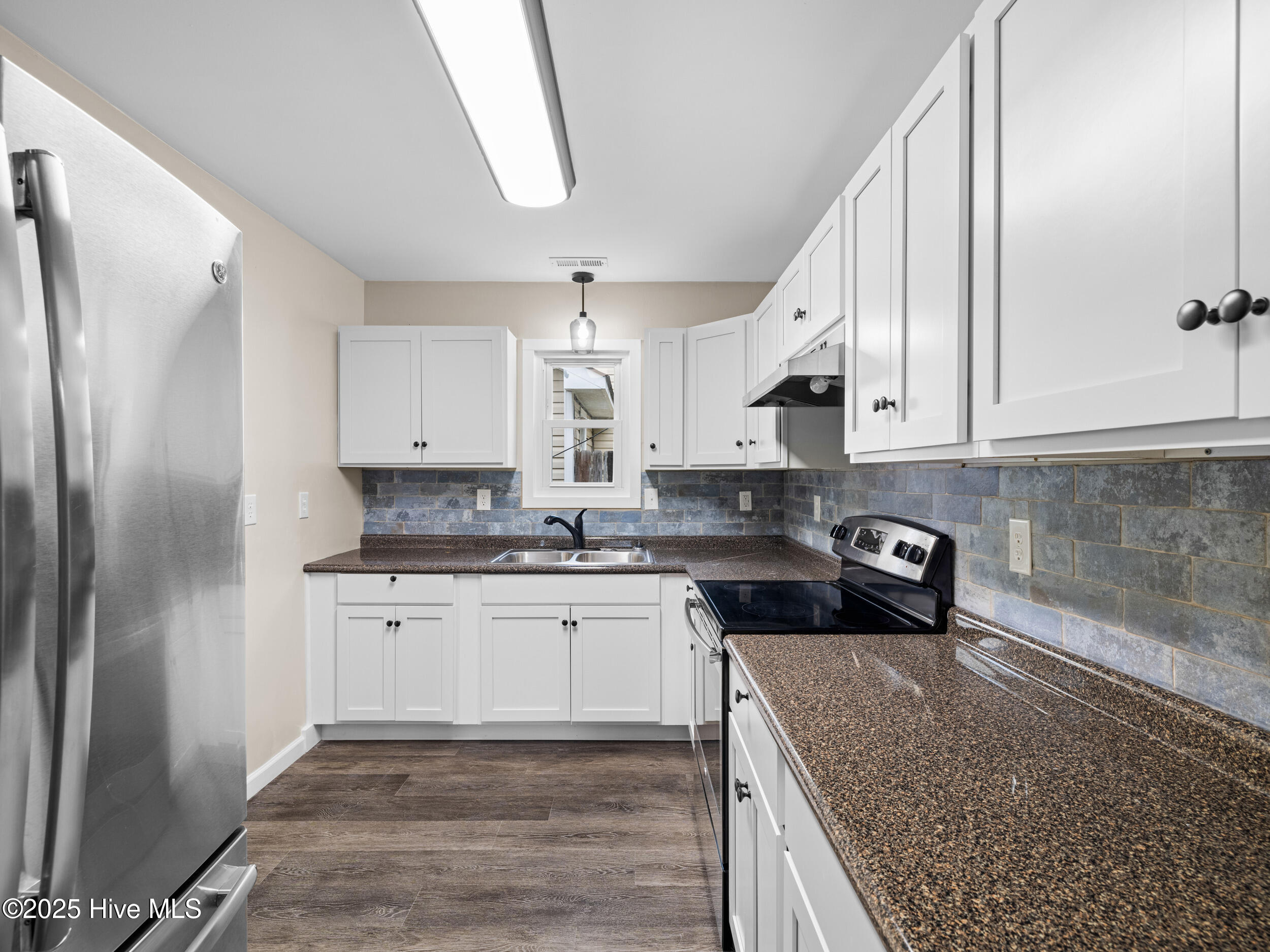 3008 Foxhorn Road Jacksonville, NC 28546 - Photo 14 of 36 025a1516