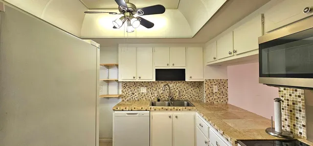 $135,000 | 9818 Marina Boulevard, Unit 1226, Boca Raton, FL 33428