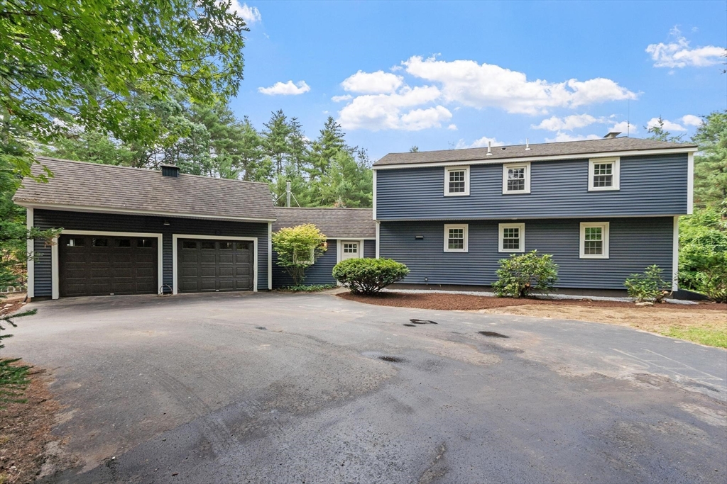 29 Tyler Road Townsend, MA 01469 - Photo 1 of 41
