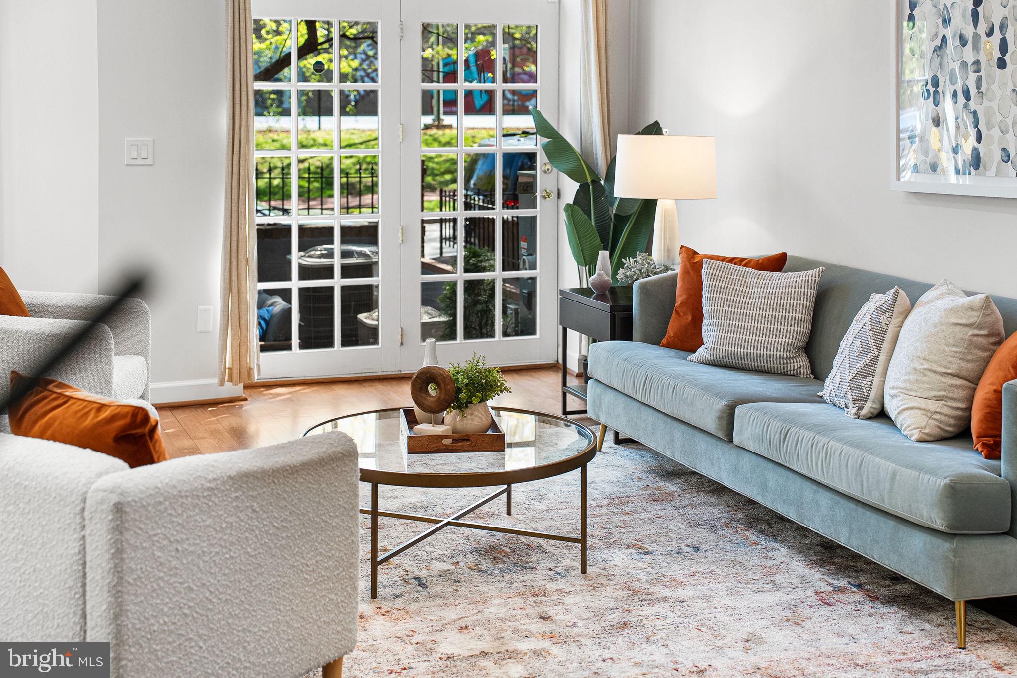 656 9th Street Northeast Washington, DC 20002 - Photo 6 of 56