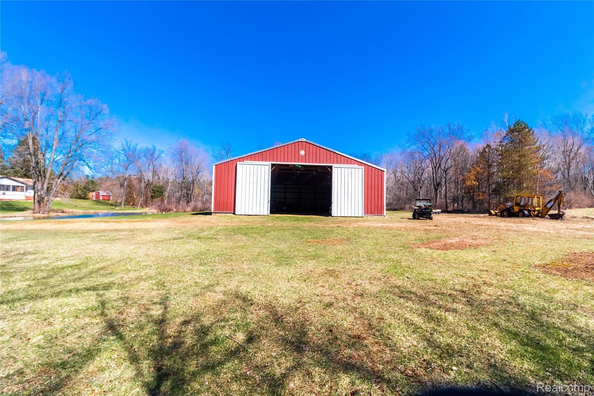 4826 Sutton Road Dryden, MI 48428 - Photo 73 of 95 Inside Pole Barn (6).jpg