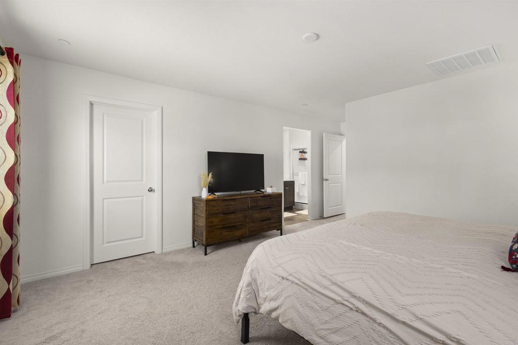 32184 Rambling Court Winchester, CA 92596 - Photo 23 of 37