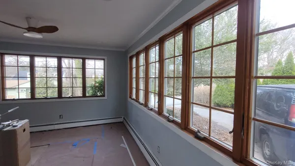 $5,250 | 8 Dee Place, Huntington Station, NY 11746