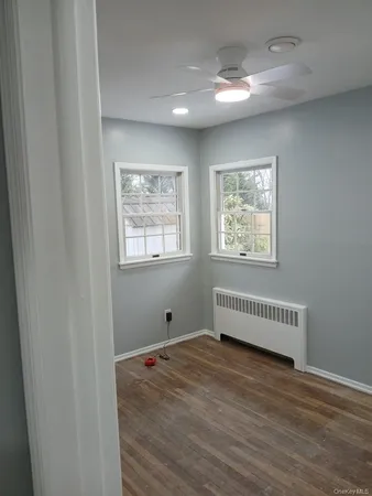 $5,250 | 8 Dee Place, Huntington Station, NY 11746
