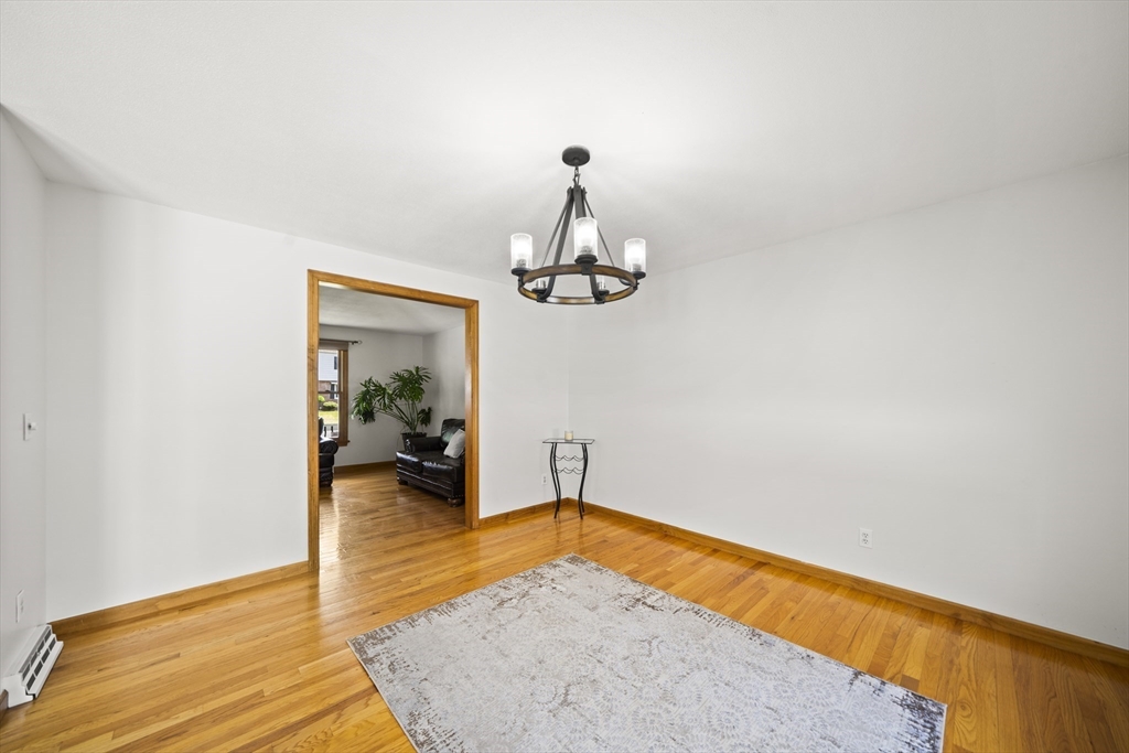 84 Wheeler Avenue Springfield, MA 01118 - Photo 18 of 42