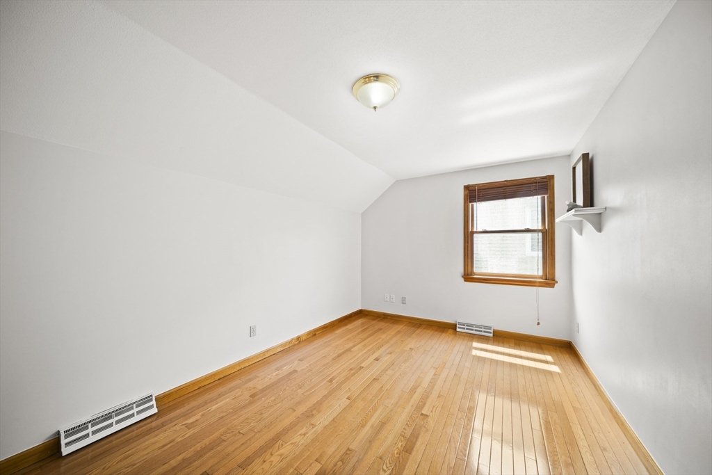 84 Wheeler Avenue Springfield, MA 01118 - Photo 29 of 42