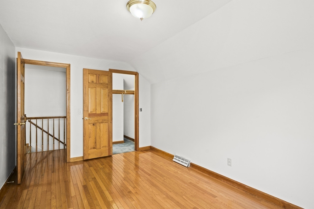 84 Wheeler Avenue Springfield, MA 01118 - Photo 31 of 42