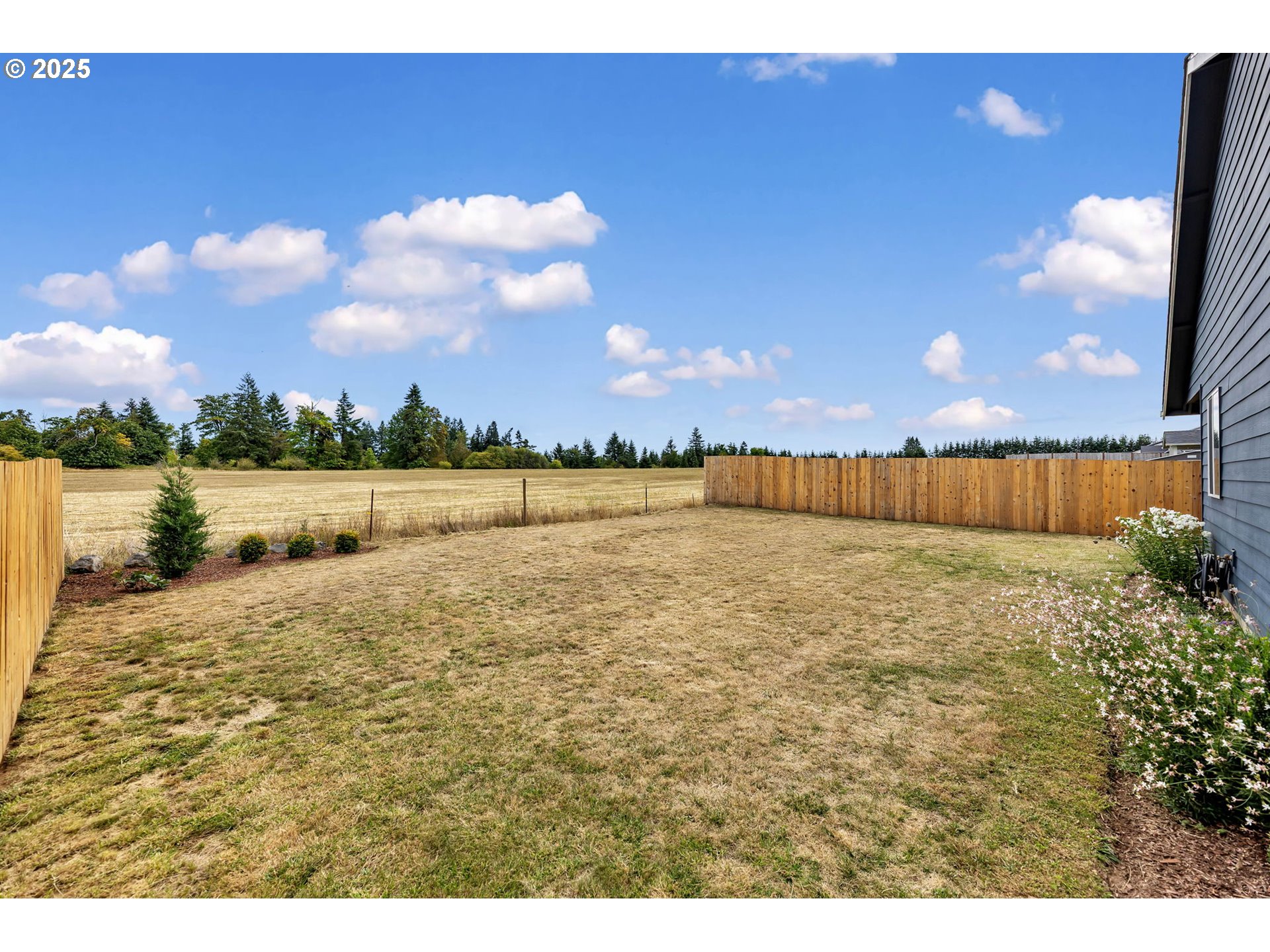 502 Cardinal Avenue Winlock, WA 98596 - Photo 31 of 33 a view of patio