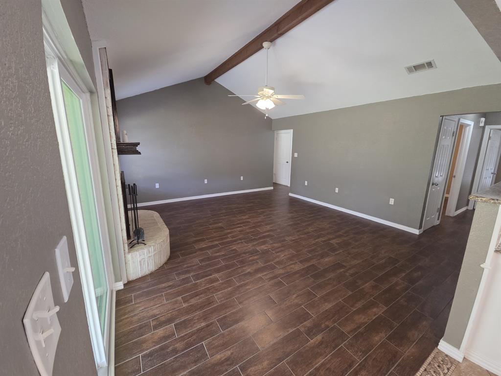 703 Aspen Incline Drive Hewitt, TX 76643 - Photo 16 of 35