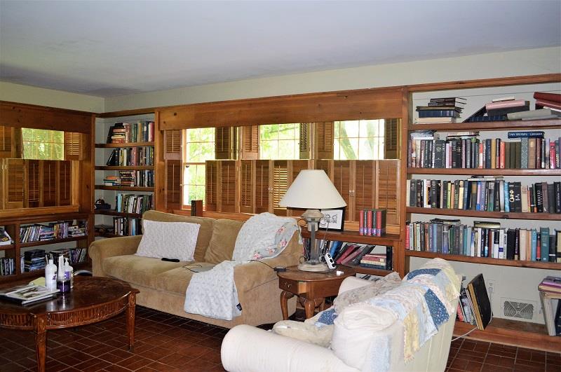 242 Shadowbrook Road Winchester, TN 37398 - Photo 13 of 30 Just look at all those built-in bookcases in the 19x14 den.