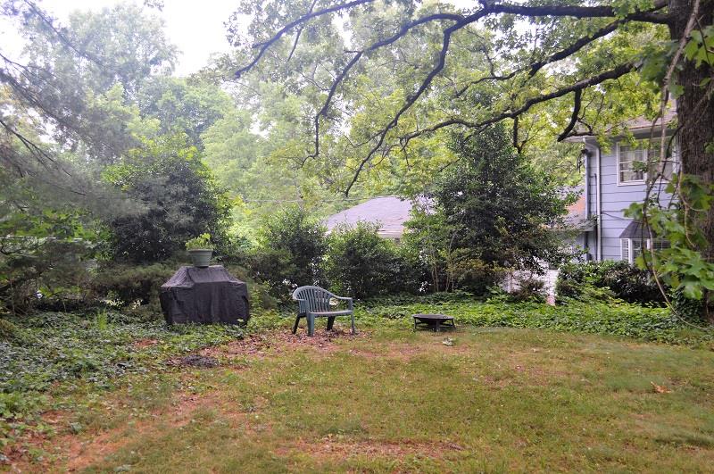 242 Shadowbrook Road Winchester, TN 37398 - Photo 29 of 30 Nice sitting area out back for entertaining.