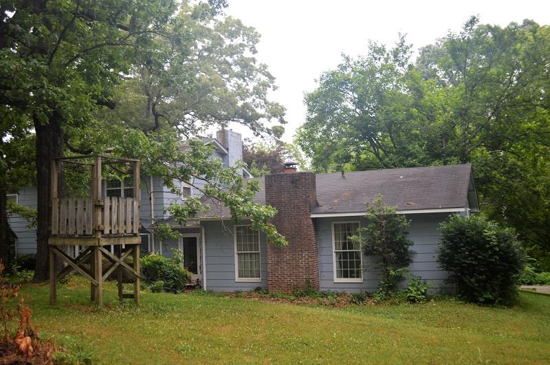 242 Shadowbrook Road Winchester, TN 37398 - Photo 30 of 30 Large lot has plenty of room for the little ones to play.