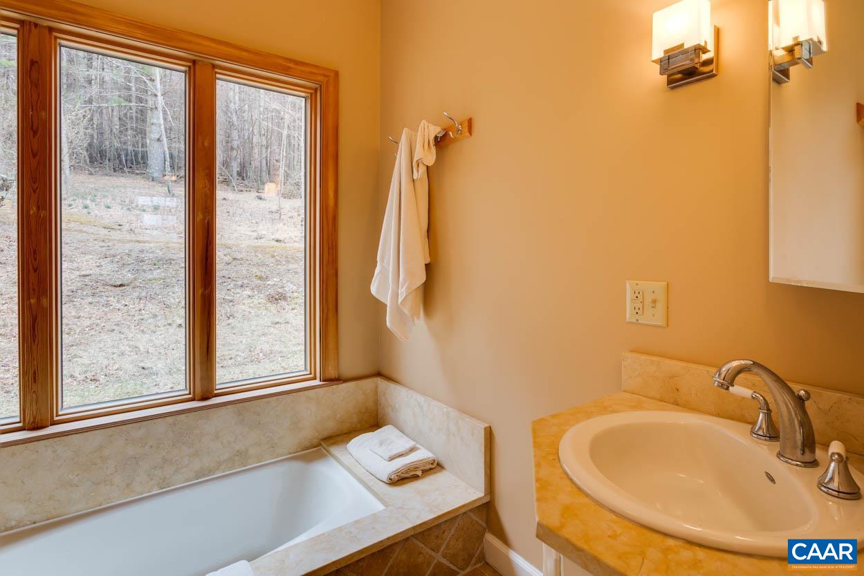 234 Wiggins Spring Road Vesuvius, VA 24483 - Photo 16 of 36 Gallery Image 16