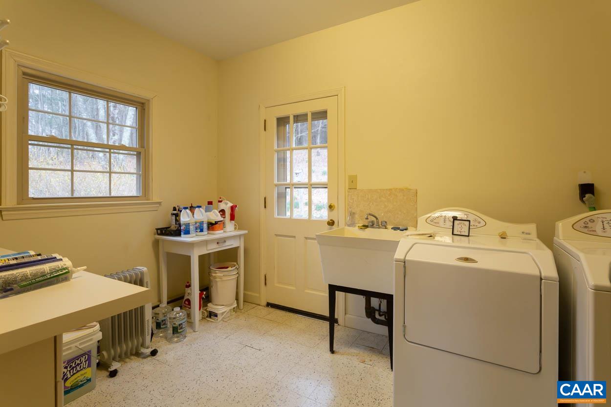 234 Wiggins Spring Road Vesuvius, VA 24483 - Photo 25 of 36 Gallery Image 25
