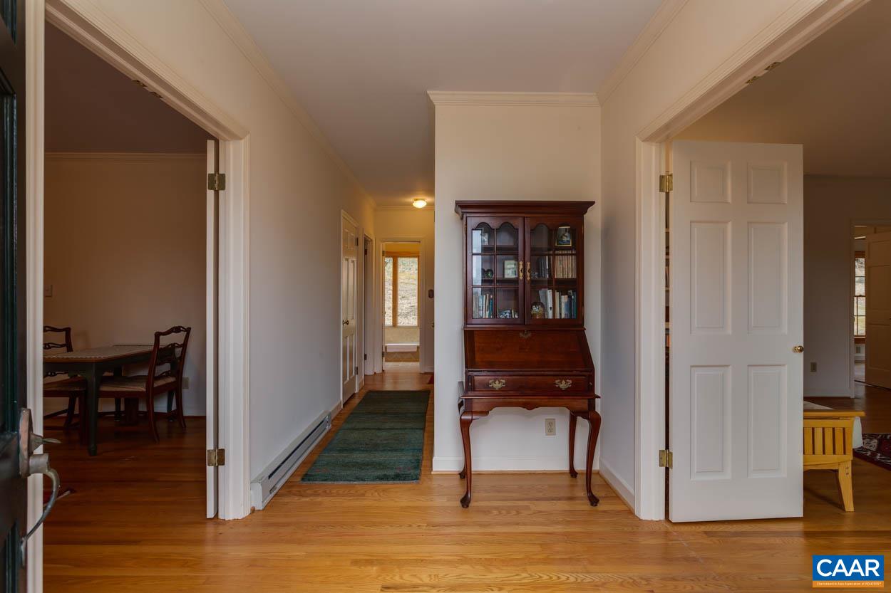 234 Wiggins Spring Road Vesuvius, VA 24483 - Photo 3 of 36 Gallery Image 3