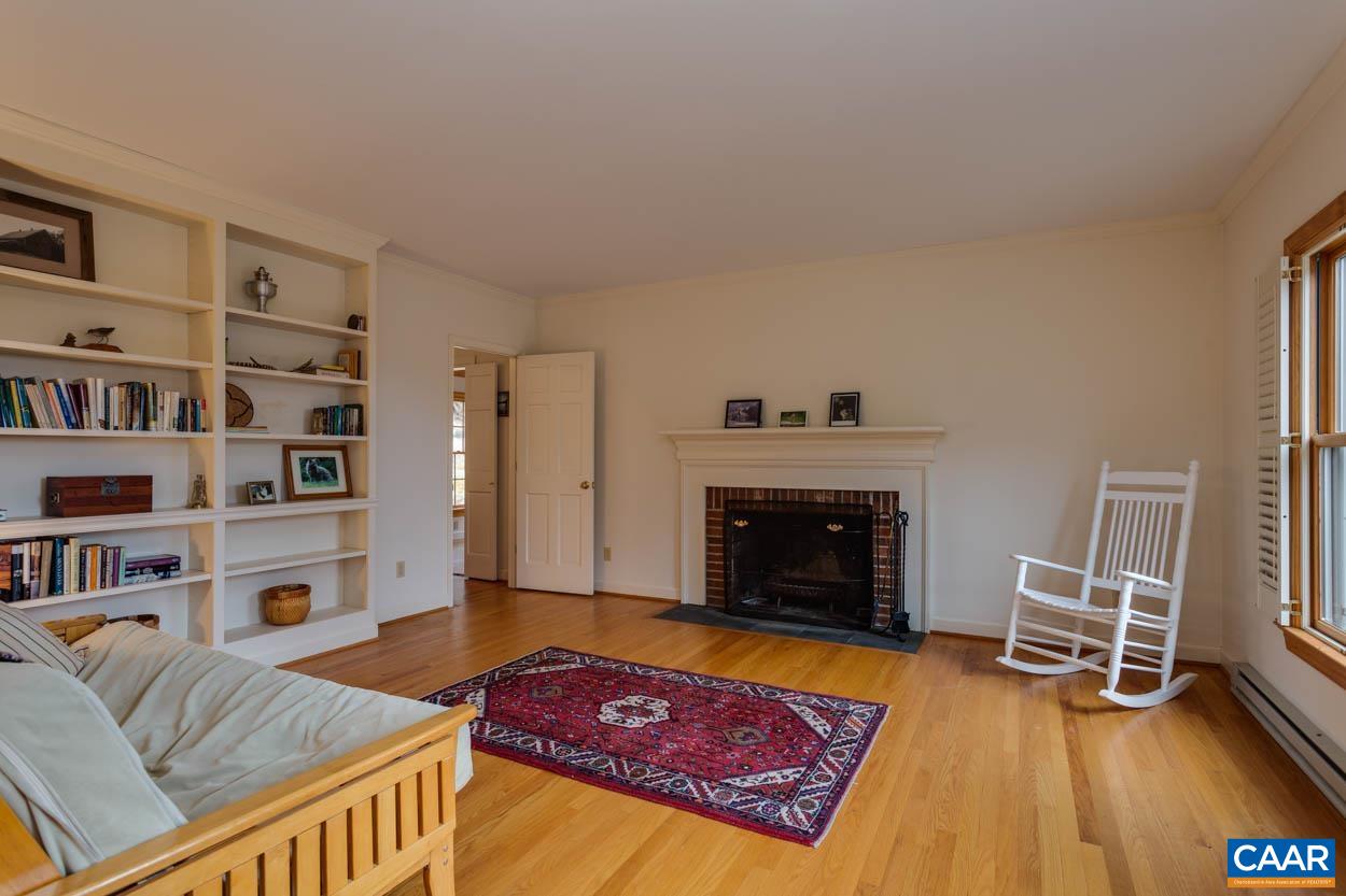 234 Wiggins Spring Road Vesuvius, VA 24483 - Photo 5 of 36 Gallery Image 5