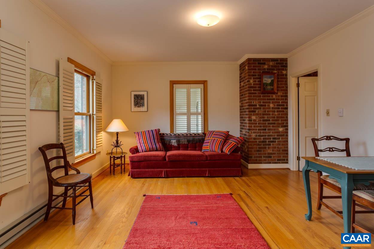 234 Wiggins Spring Road Vesuvius, VA 24483 - Photo 6 of 36 Gallery Image 6