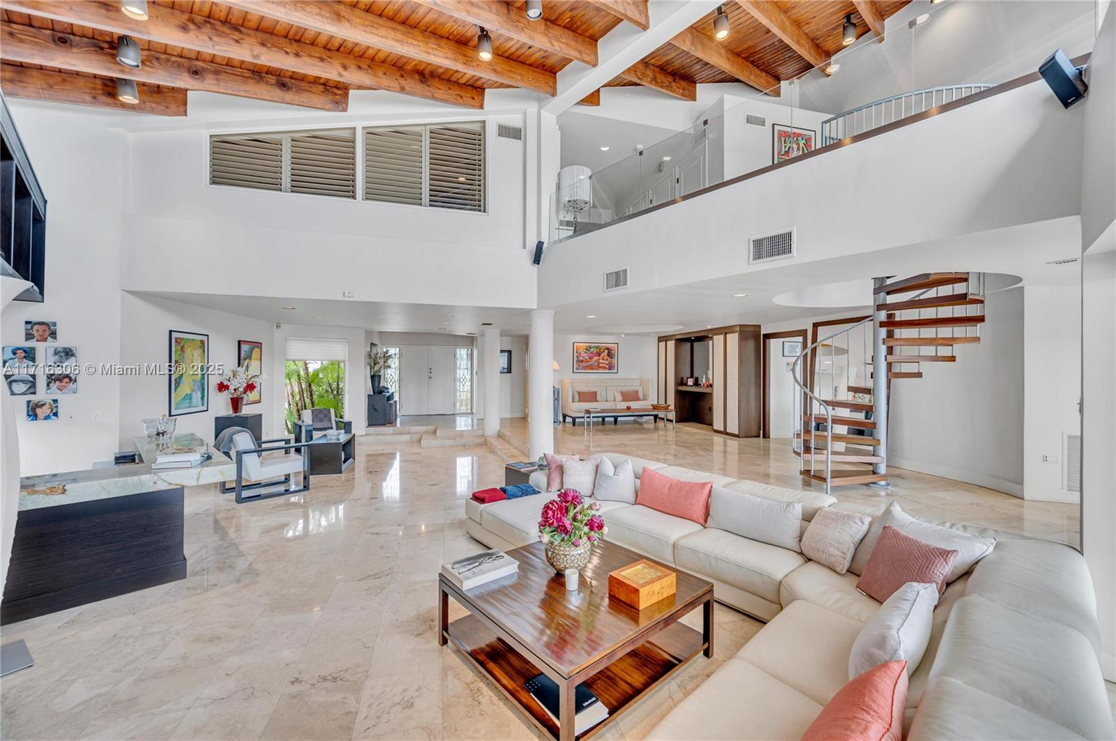 1480 Daytonia Road Miami Beach, FL 33141 - Photo 15 of 36