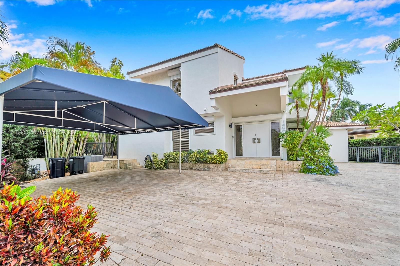 1480 Daytonia Road Miami Beach, FL 33141 - Photo 27 of 36