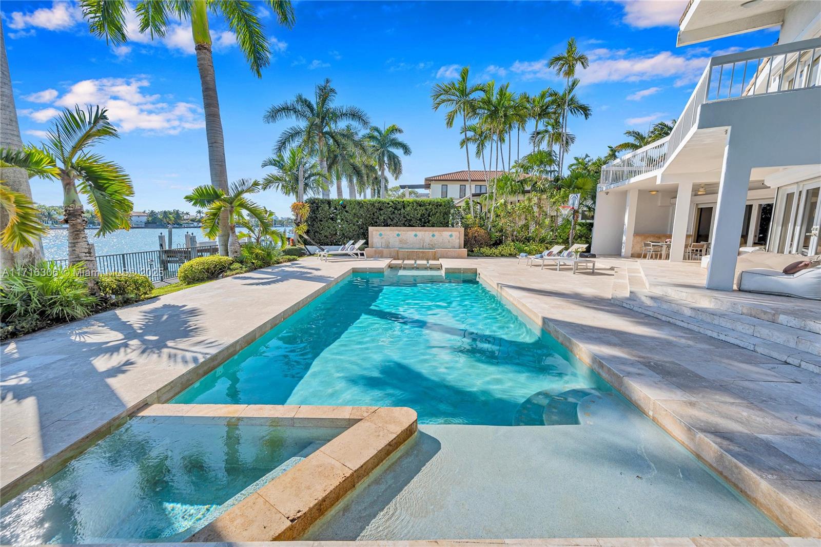 1480 Daytonia Road Miami Beach, FL 33141 - Photo 31 of 36